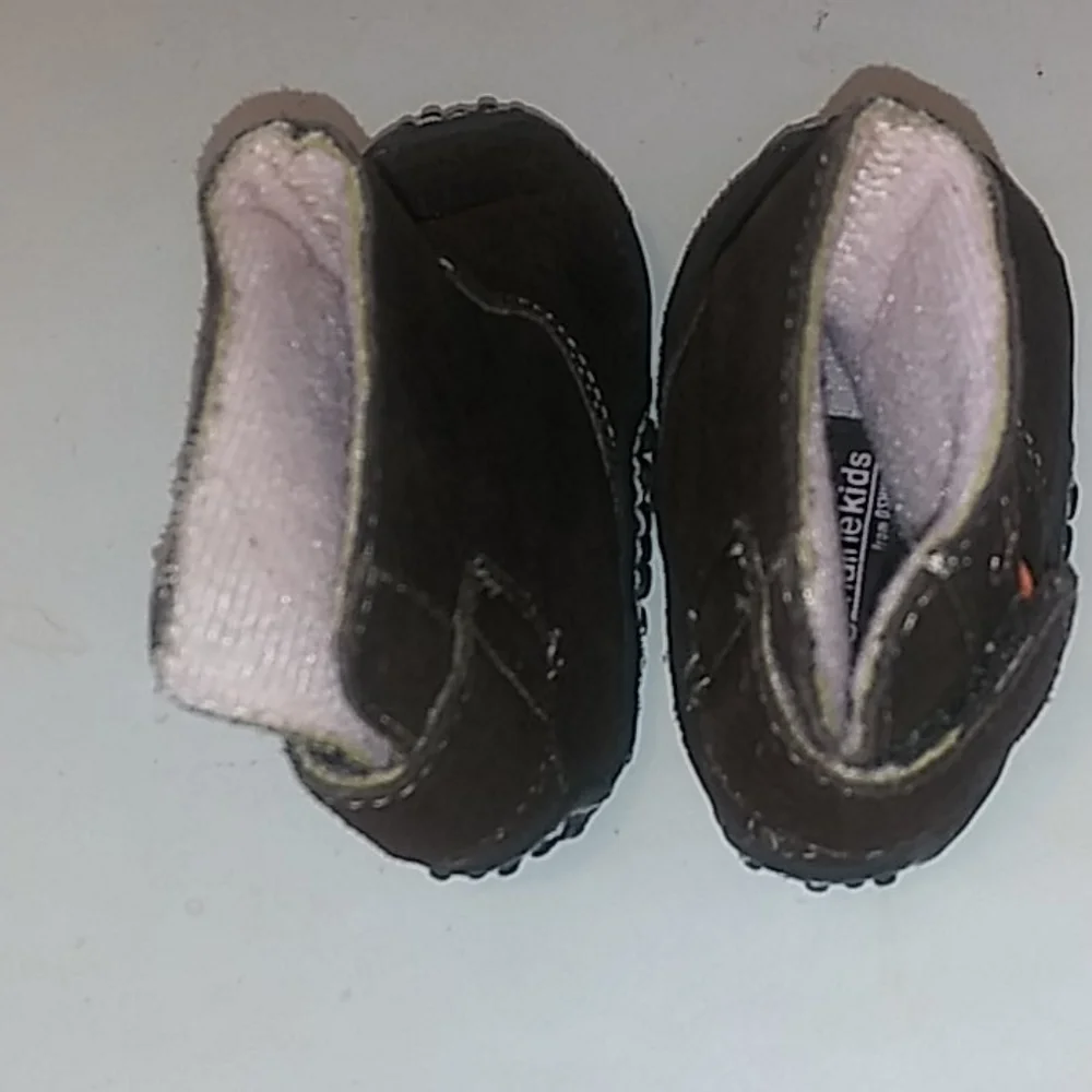 Genuine Baby Girls Suede Boots Size 2